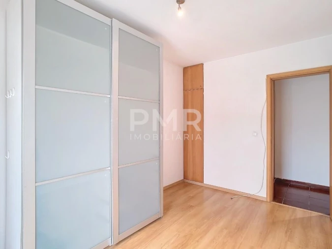 Moradia T4 para Venda em Santa Clara Foto 11