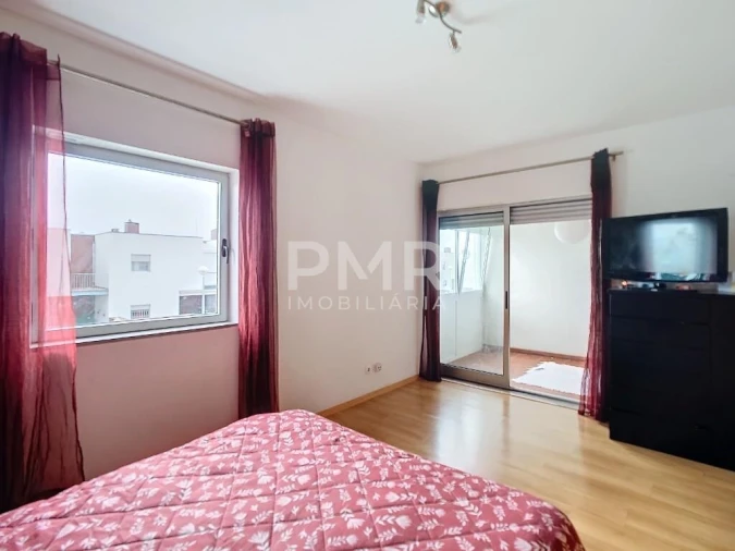 Moradia T4 para Venda em Santa Clara Foto 12