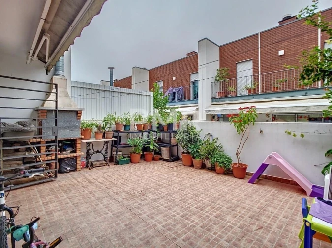 Moradia T4 para Venda em Santa Clara Foto 20