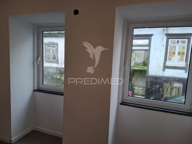 Moradia T2 para Venda em Ribeirinha Foto 5