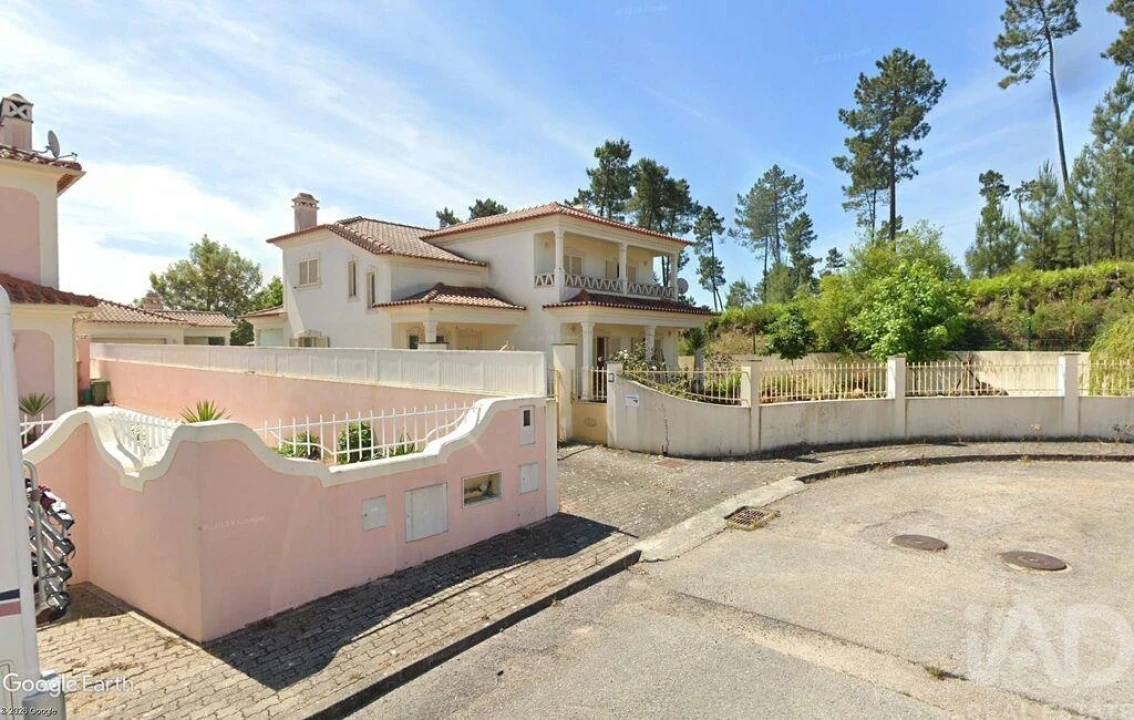 Moradia T4 para Venda em Seiça Foto 3