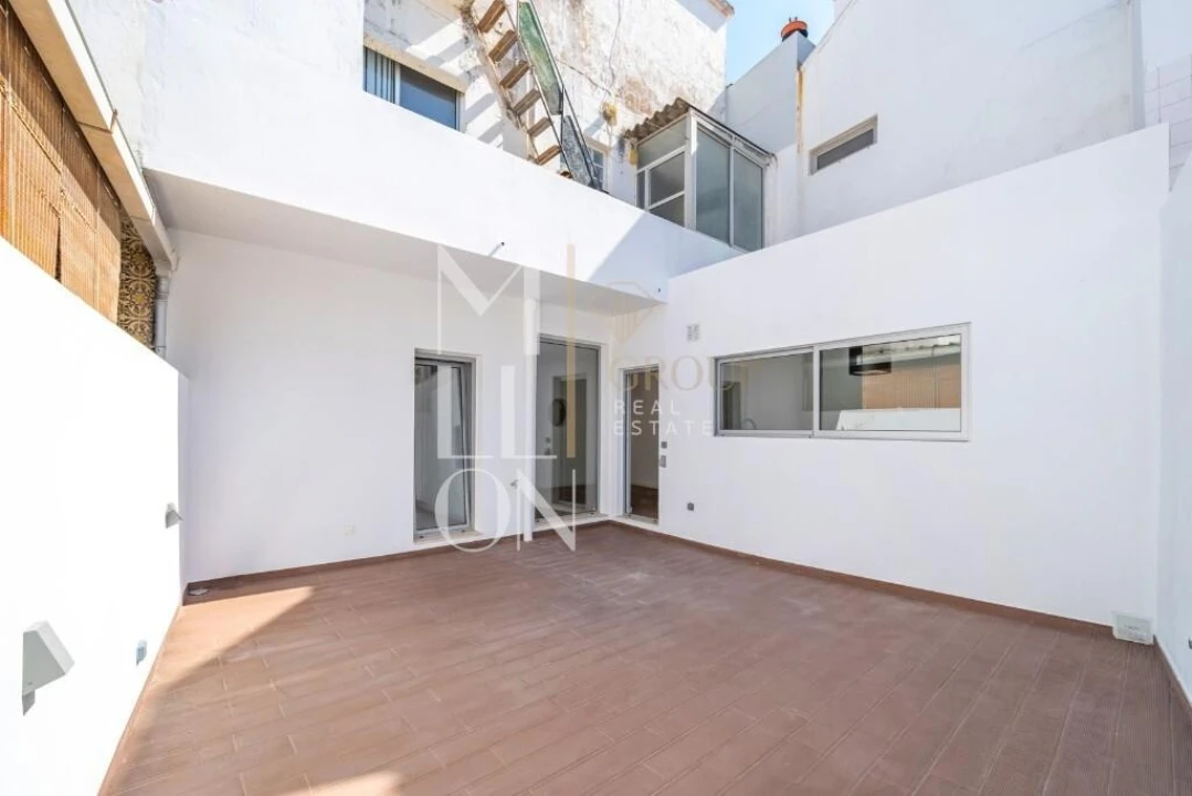 Apartamento T2 para Venda em Olhão Foto 12