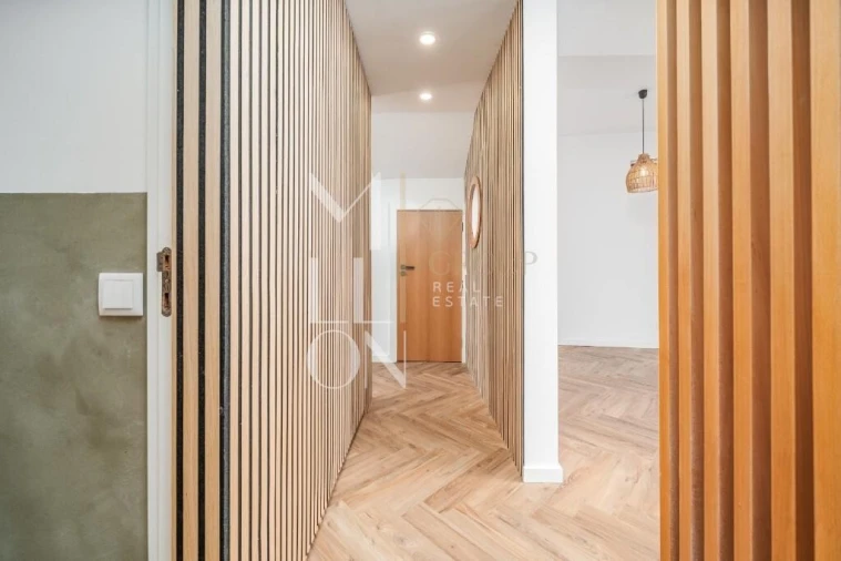 Apartamento T2 para Venda em Olhão Foto 31