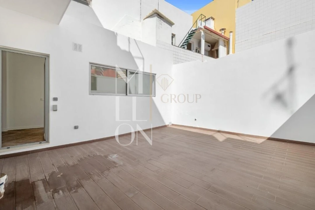 Apartamento T2 para Venda em Olhão Foto 5