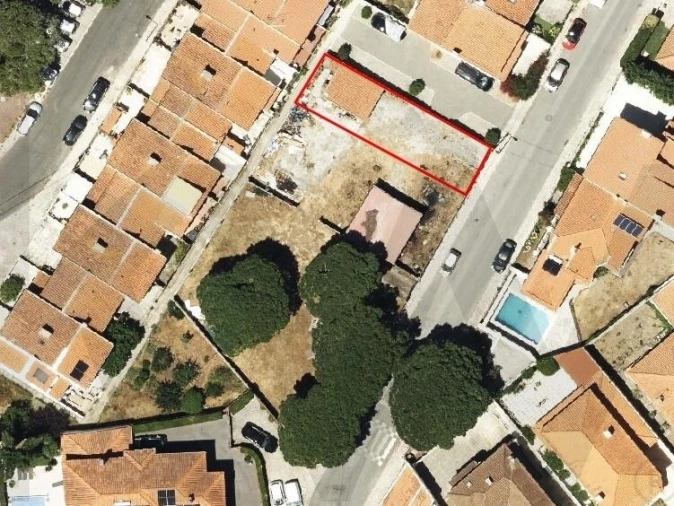 Terreno para Venda em Cascais e Estoril Foto 1