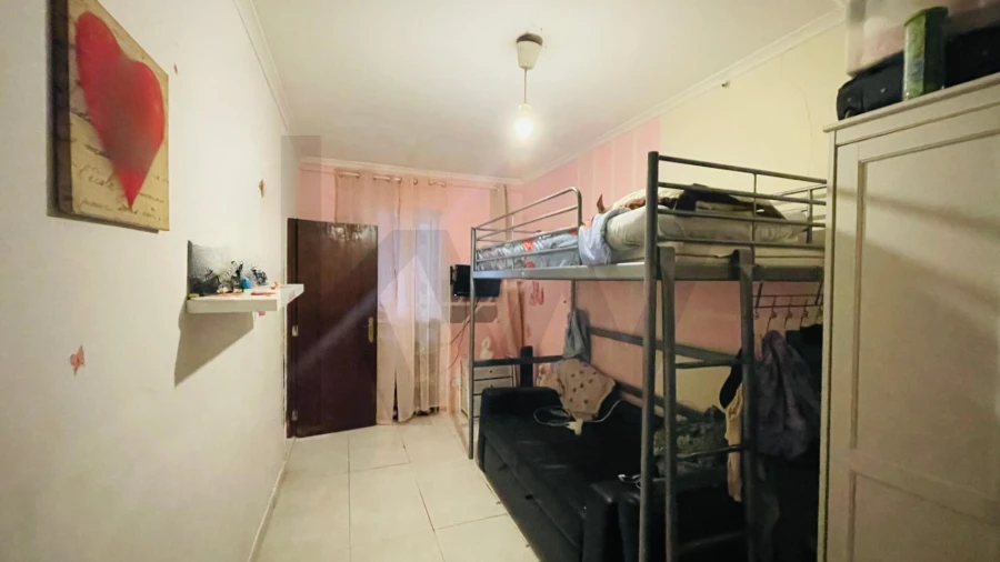 Moradia T1 para Venda em Marvila Foto 4