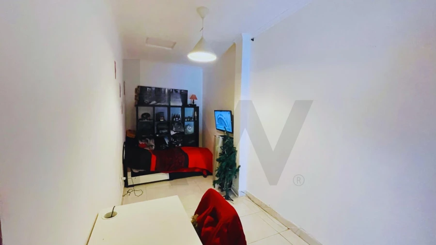 Moradia T1 para Venda em Marvila Foto 8