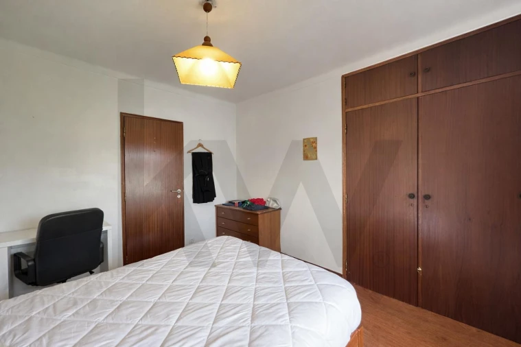 Apartamento T3 para Venda em Rio Maior Foto 11