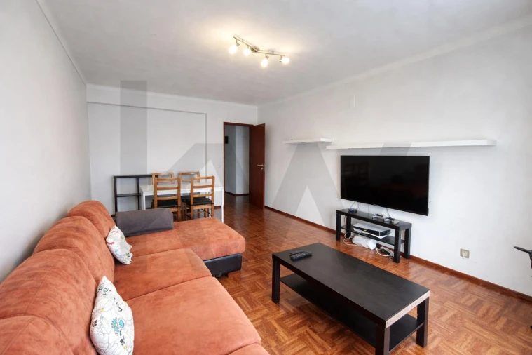 Apartamento T3 para Venda em Rio Maior Foto 2