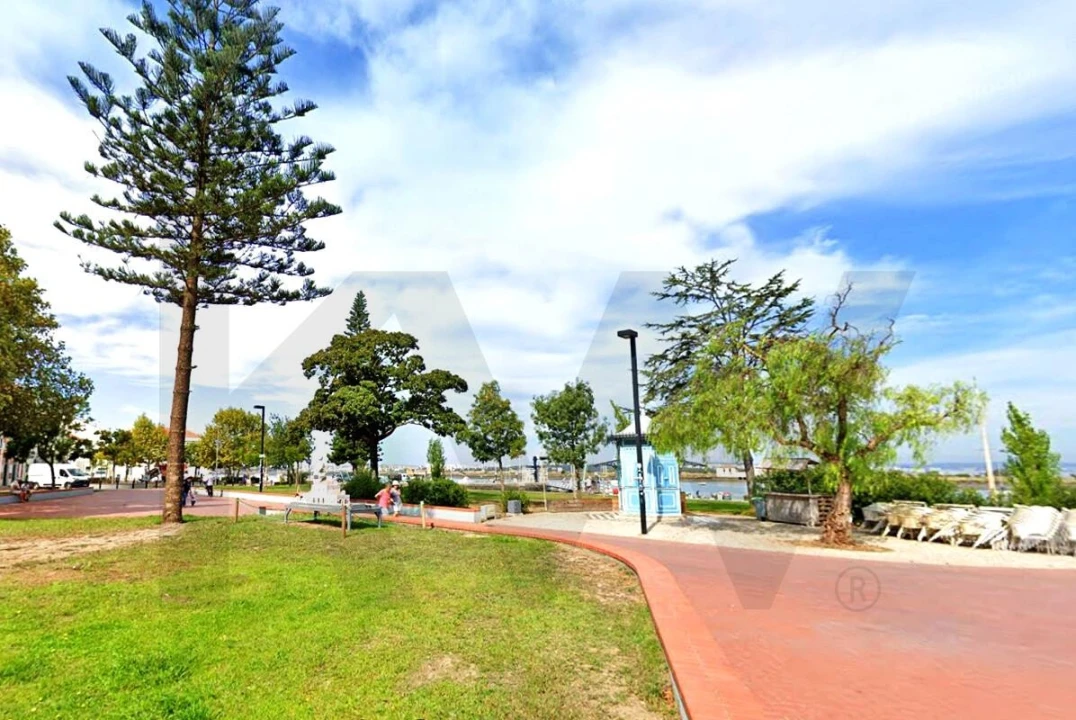 Apartamento T2 para Venda em Seixal, Arrentela e Aldeia de Paio Pires Foto 13