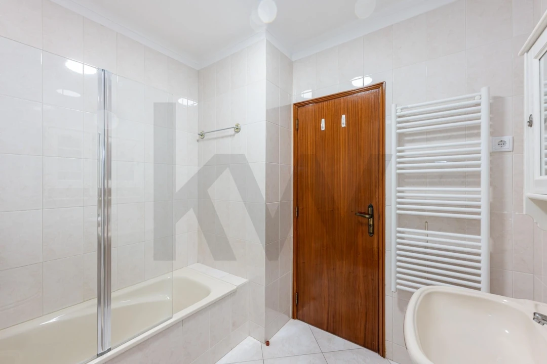 Apartamento T2 para Venda em Vila Praia de Ancora Foto 29