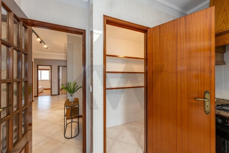 Apartamento T2 para Venda em Vila Praia de Ancora Foto 12