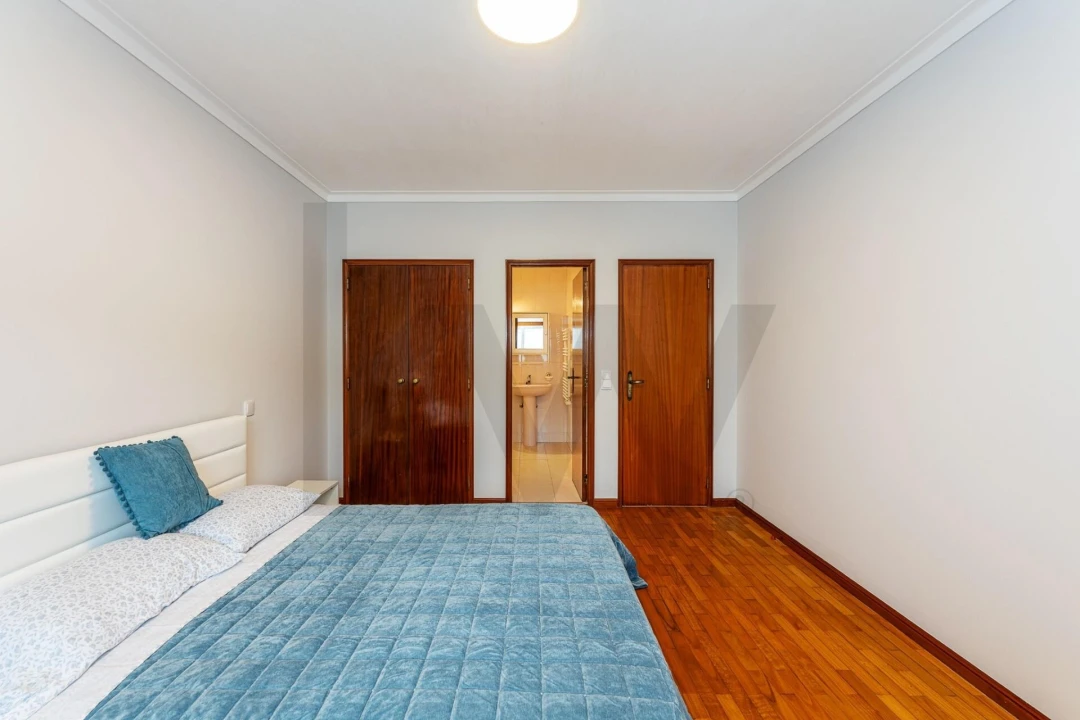 Apartamento T2 para Venda em Vila Praia de Ancora Foto 17