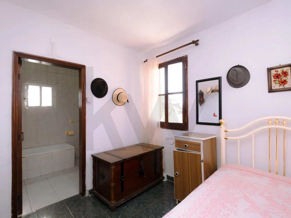 Moradia T3 para Venda em Abela Foto 14