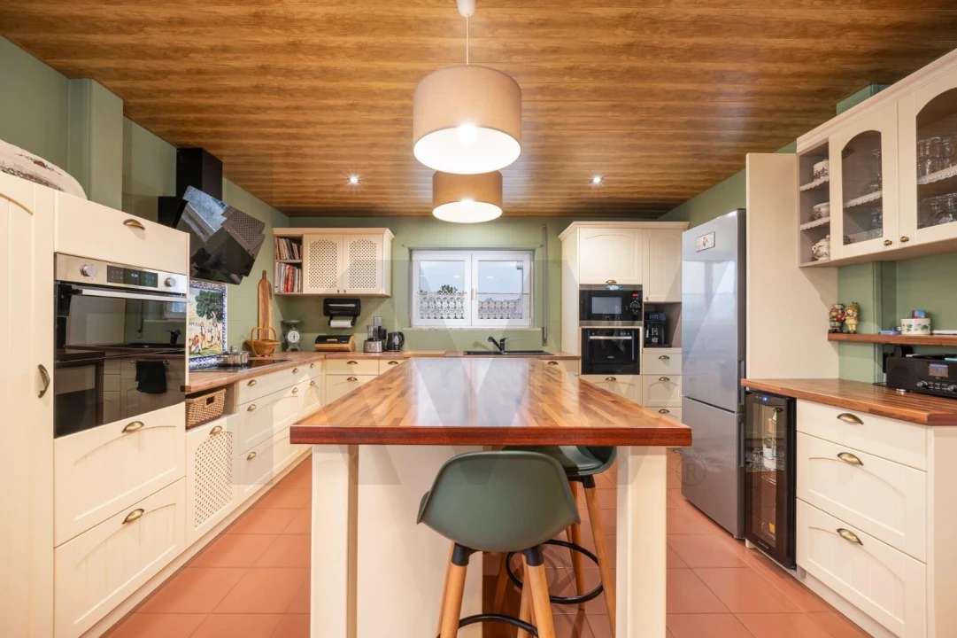 Moradia T5 para Venda em Febres Foto 7