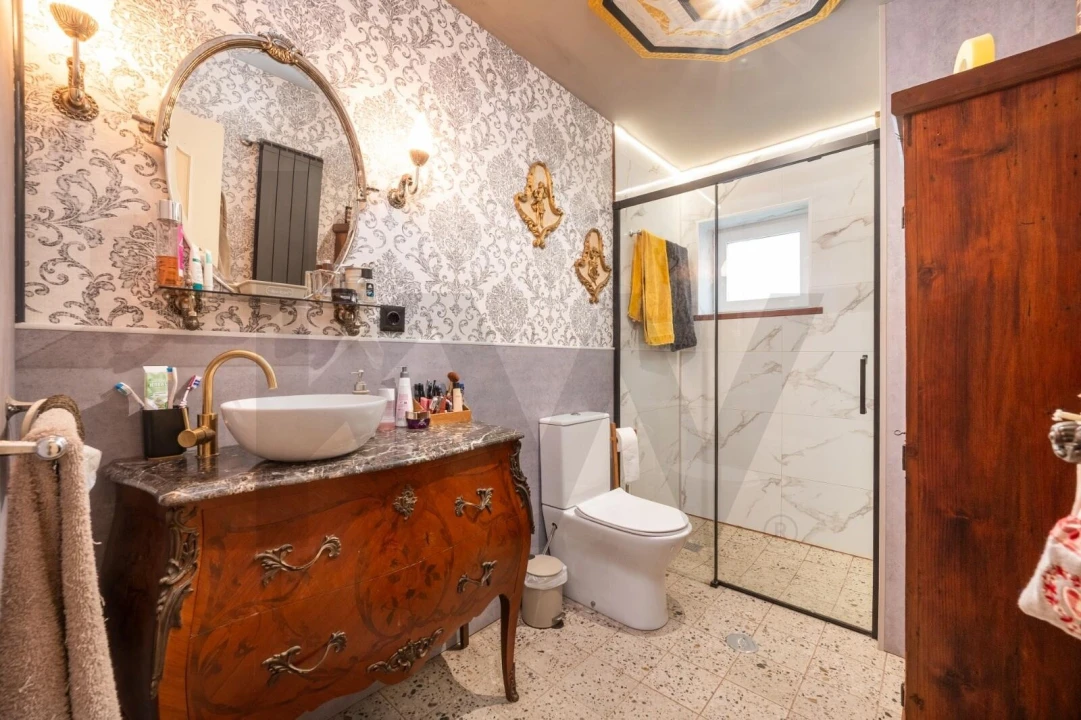 Moradia T5 para Venda em Febres Foto 14