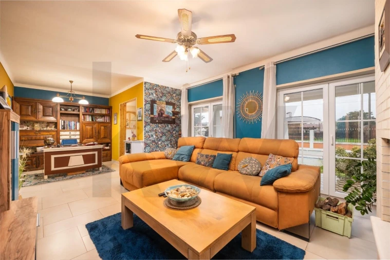 Moradia T5 para Venda em Febres Foto 17