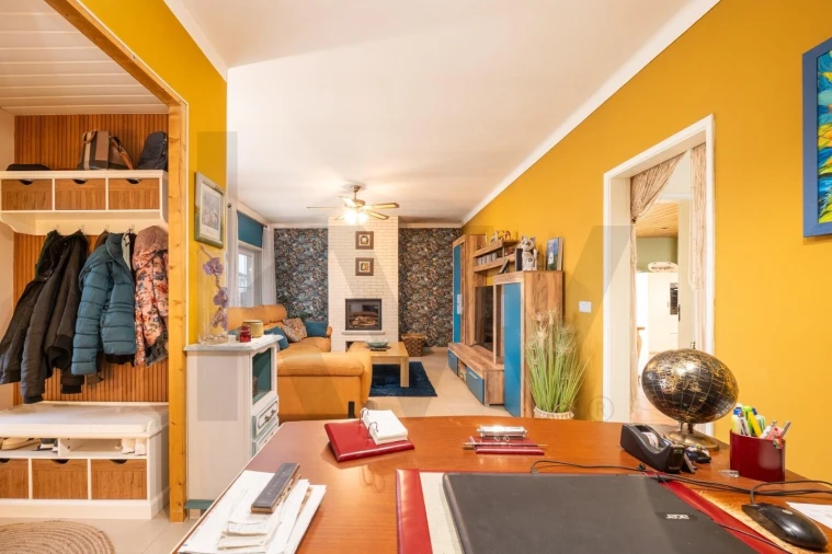 Moradia T5 para Venda em Febres Foto 4