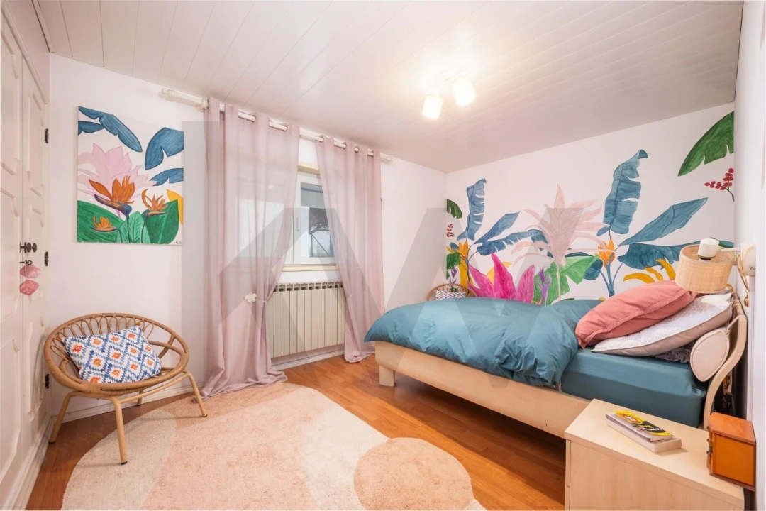 Moradia T5 para Venda em Febres Foto 16