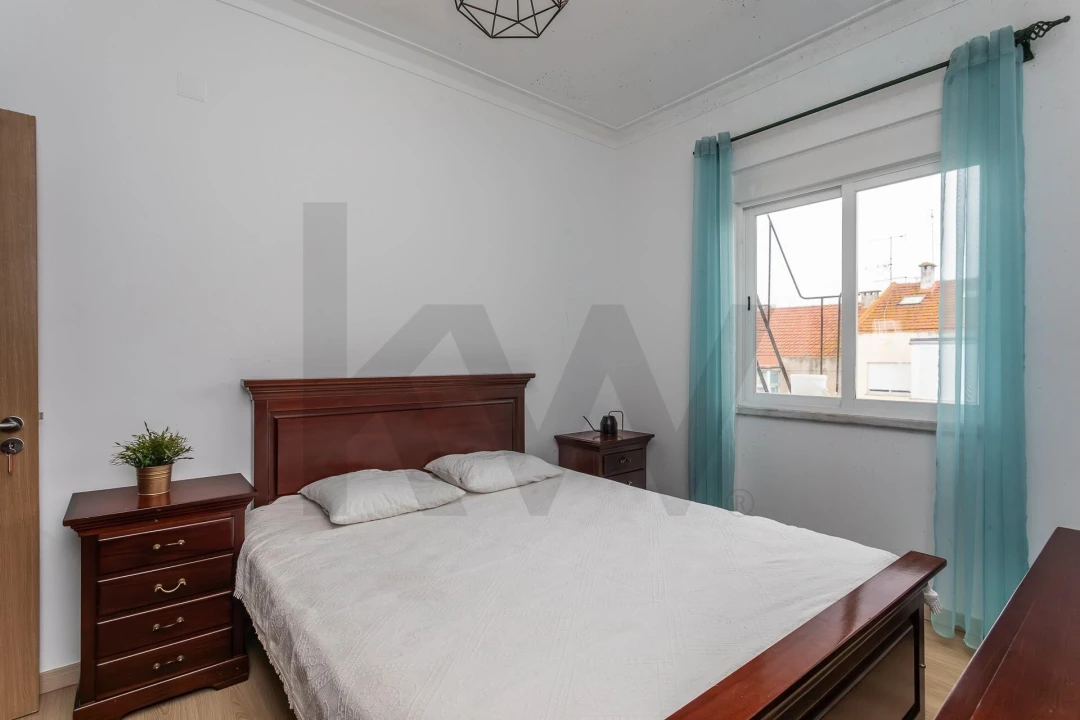 Apartamento T2 para Venda em Seixal, Arrentela e Aldeia de Paio Pires Foto 11