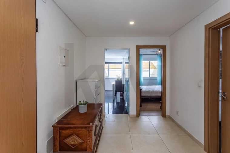 Apartamento T2 para Venda em Seixal, Arrentela e Aldeia de Paio Pires Foto 16