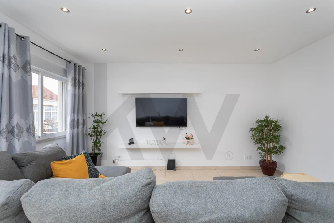 Apartamento T2 para Venda em Seixal, Arrentela e Aldeia de Paio Pires Foto 8