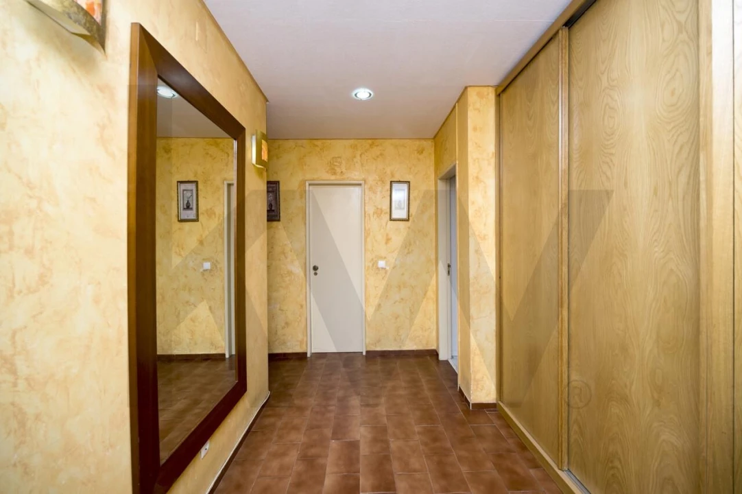 Apartamento T2 para Venda em Mina de Água Foto 5