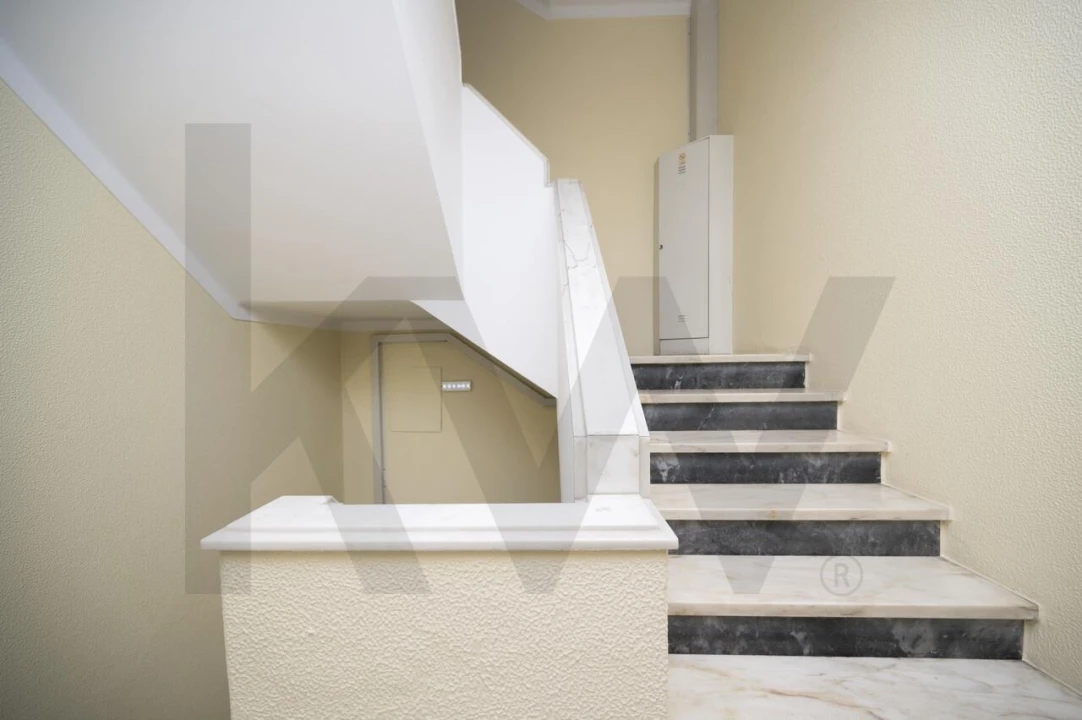 Apartamento T2 para Venda em Mina de Água Foto 35