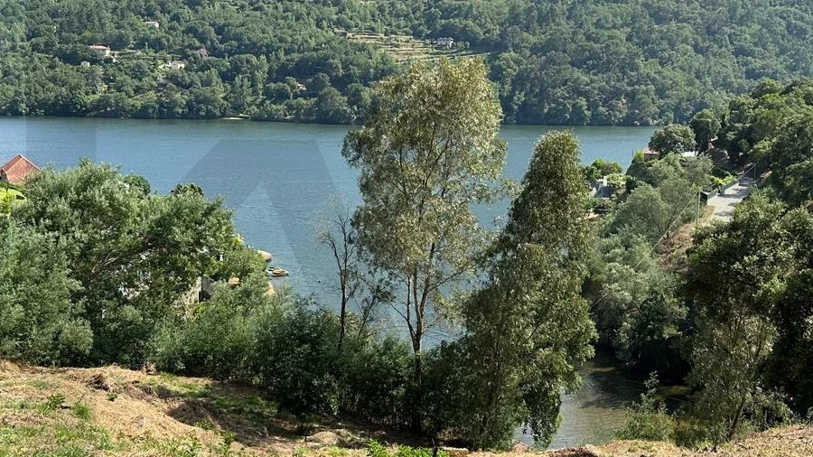 Terreno para Venda em Gove