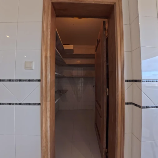 Apartamento T2 para Arrendamento em Campolide Foto 19