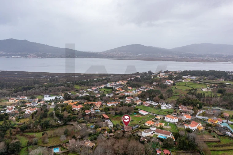 Moradia T3 para Venda em Seixas Foto 35