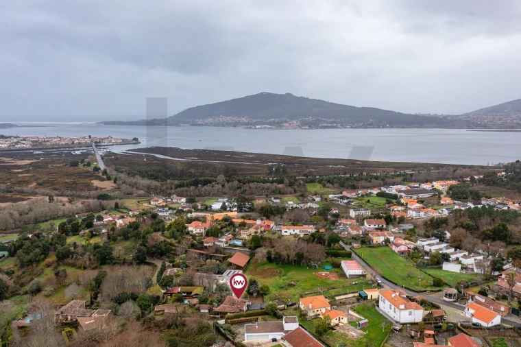 Moradia T3 para Venda em Seixas Foto 2