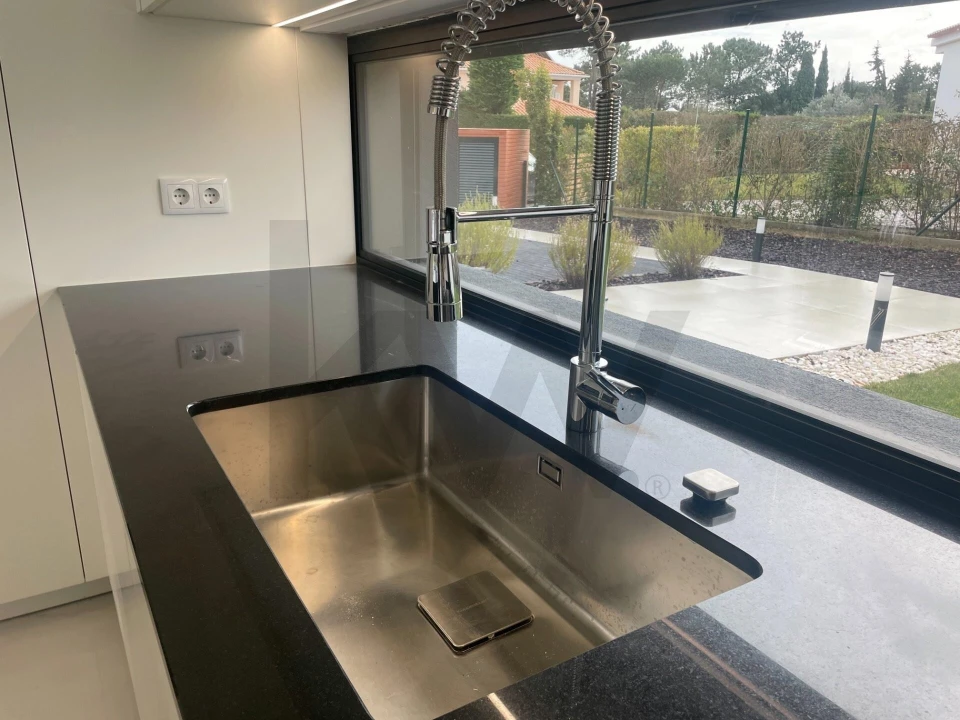 Moradia T5 para Venda em Quinta do Conde Foto 8