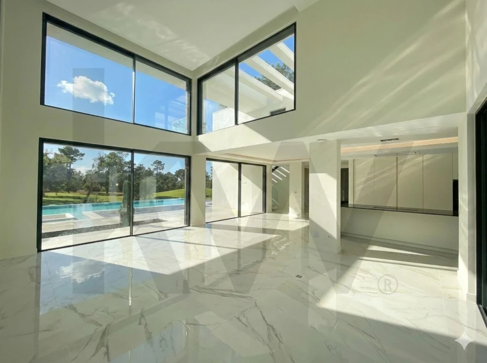 Moradia T5 para Venda em Quinta do Conde Foto 3