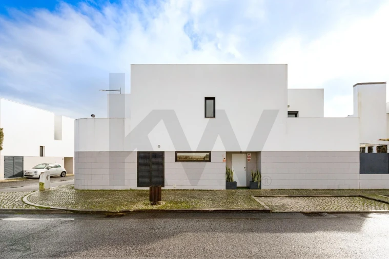 Moradia T3 para Venda em Santo Antão e São Julião do Tojal Foto 46