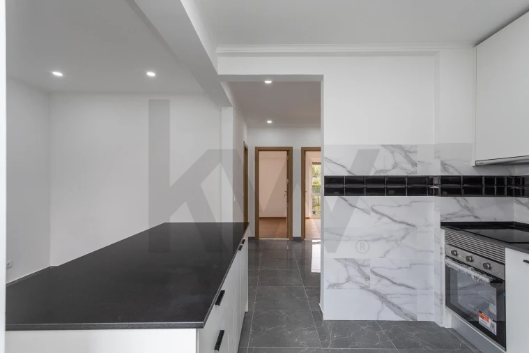 Apartamento T2 para Venda em Camarate, Unhos e Apelação Foto 18