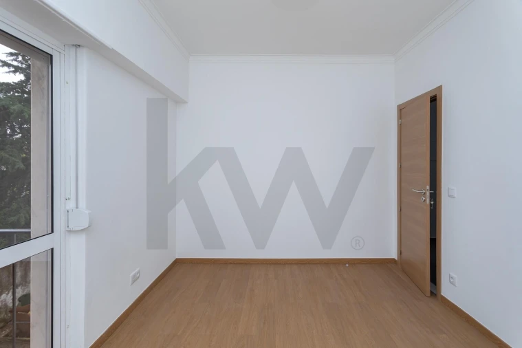 Apartamento T2 para Venda em Camarate, Unhos e Apelação Foto 20