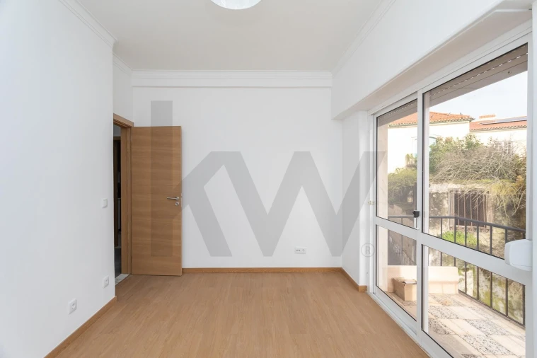 Apartamento T2 para Venda em Camarate, Unhos e Apelação Foto 29