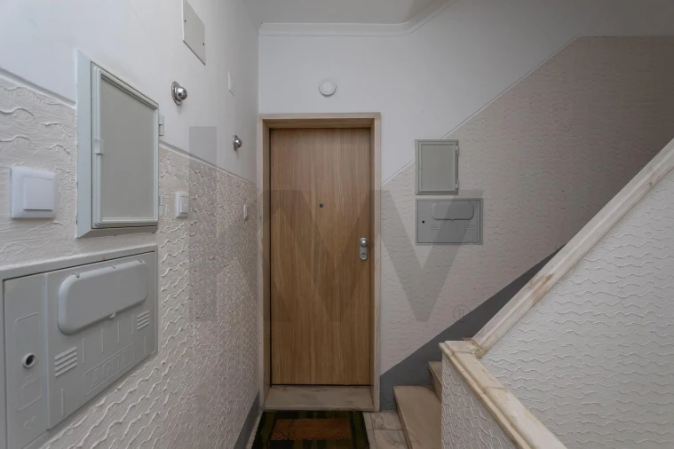 Apartamento T2 para Venda em Camarate, Unhos e Apelação Foto 3