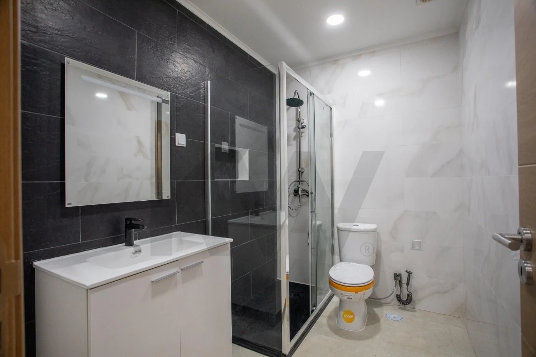 Apartamento T2 para Venda em Camarate, Unhos e Apelação Foto 26