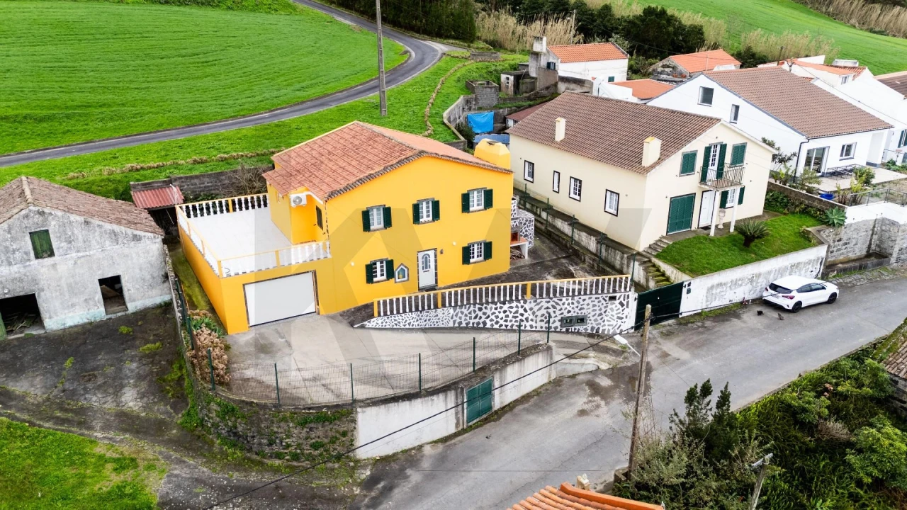 Moradia T3 para Venda em Candelaria Foto 1