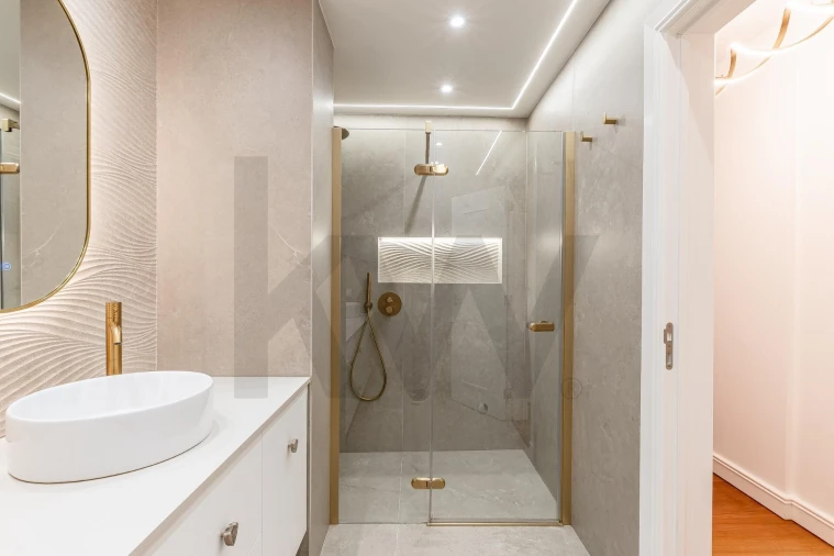 Apartamento T1 para Venda em São Martinho Foto 25