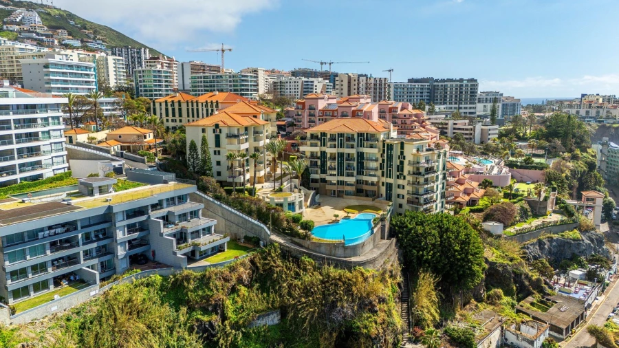 Apartamento T1 para Venda em São Martinho Foto 33