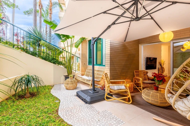 Apartamento T1 para Venda em São Martinho Foto 1