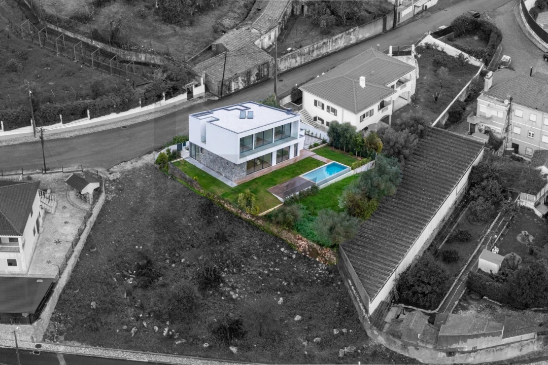 Terreno para Venda em Fanhões Foto 2