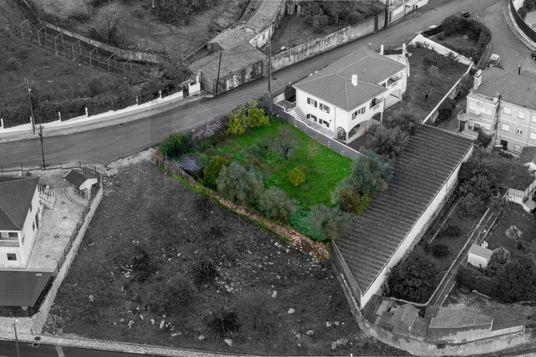 Terreno para Venda em Fanhões Foto 1