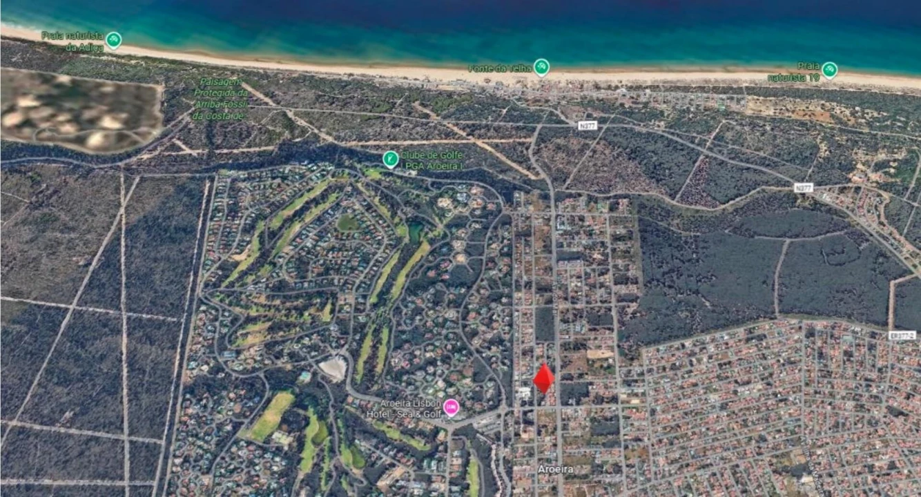 Moradia T4 para Venda em Charneca de Caparica e Sobreda Foto 18