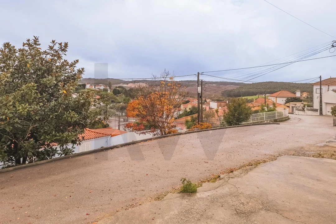 Moradia T2 para Venda em Maxial e Monte Redondo Foto 29