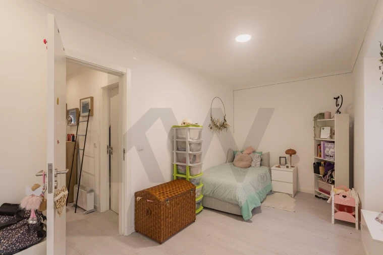 Moradia T2 para Venda em Maxial e Monte Redondo Foto 18