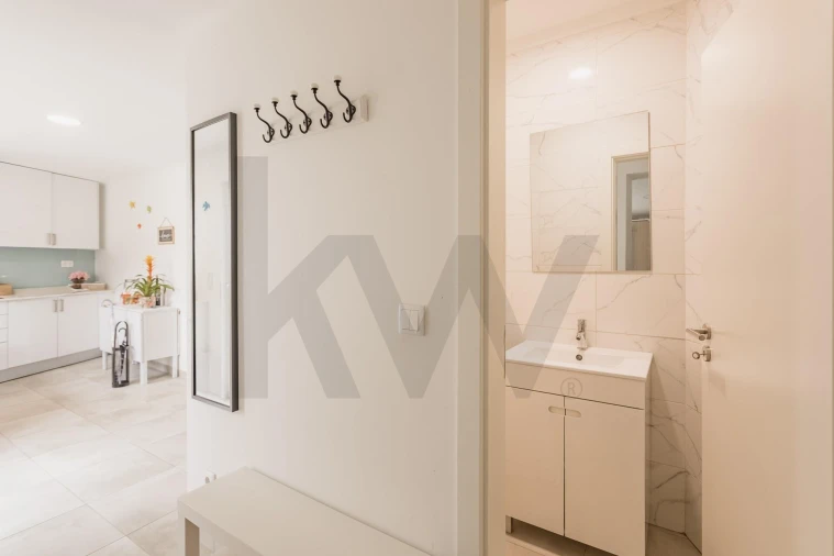 Moradia T2 para Venda em Maxial e Monte Redondo Foto 8